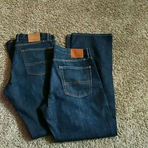 Two pair mens lucky brand jeans