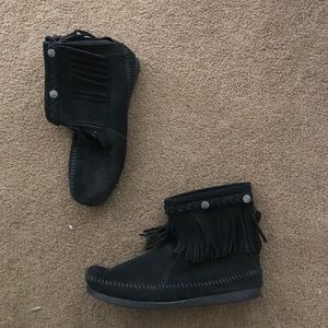 Minnetonka moccasin booties