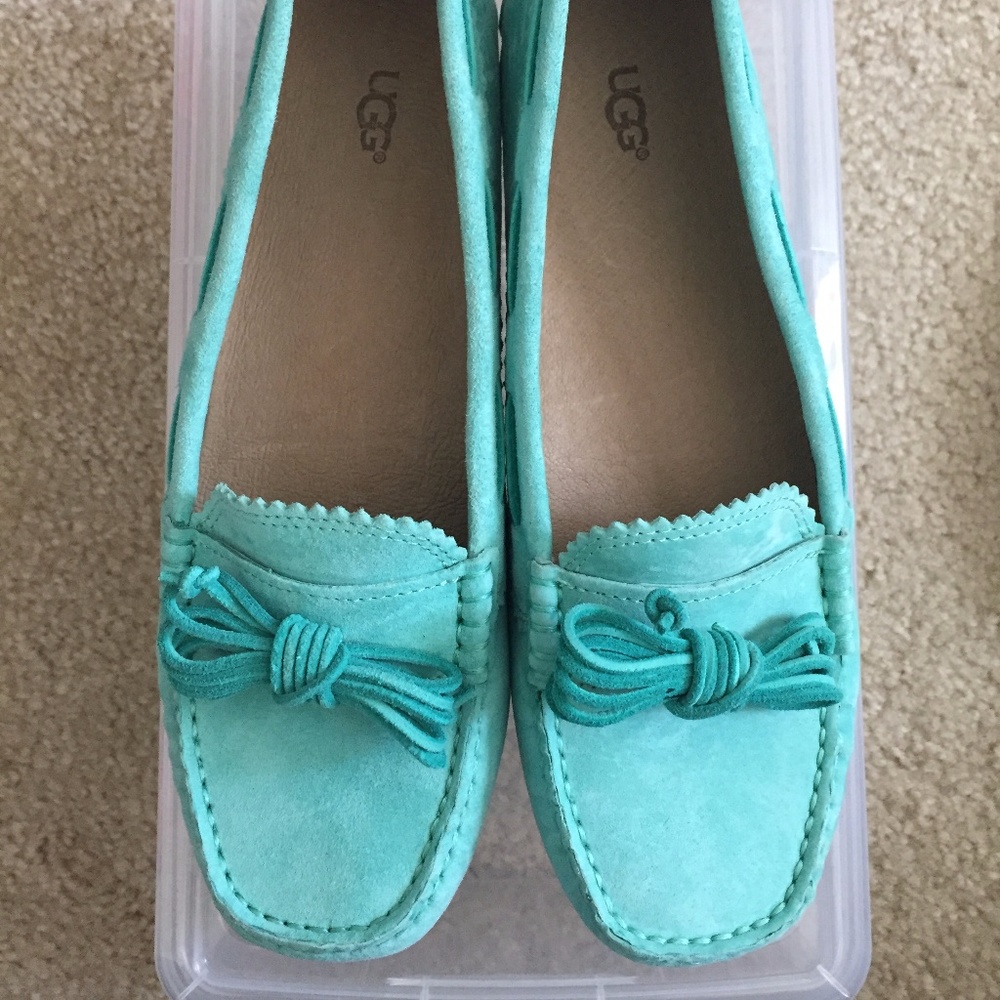UGG Australia Meena Suede Moccasin Loafer Size 7