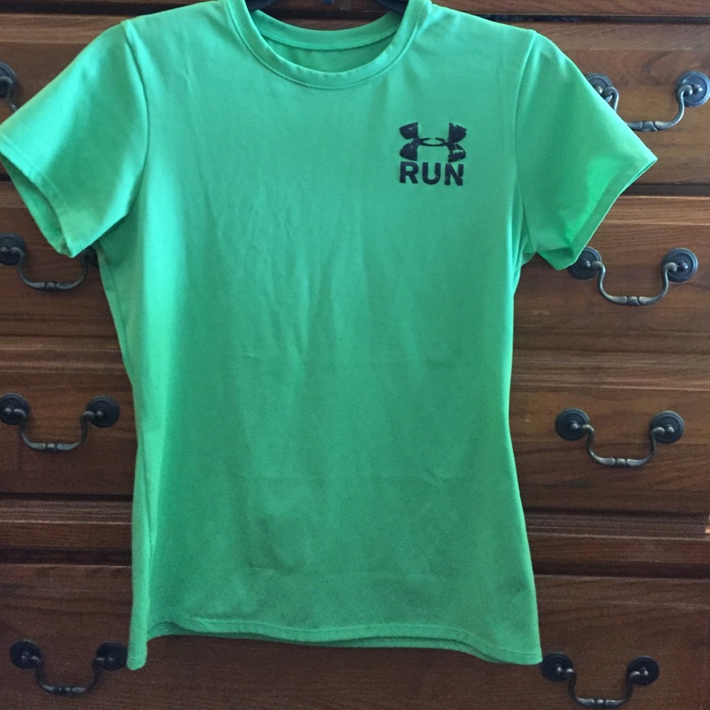Under Armour t-shirt