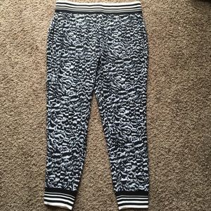 Fabletics black & white joggers