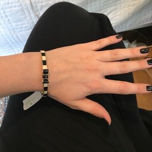 Black and white bow bangle