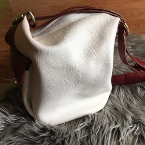 💥Weekend Sale💥 Red and White Valentina Purse