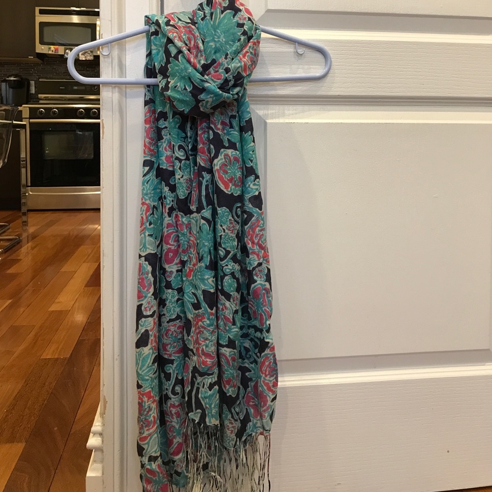 Navy and pink Lilly Pulitzer scarf