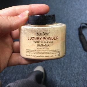 Ben nye luxury powder