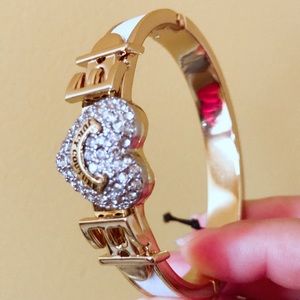 Juicy Couture “LOVE” Bracelet with Crystal stone