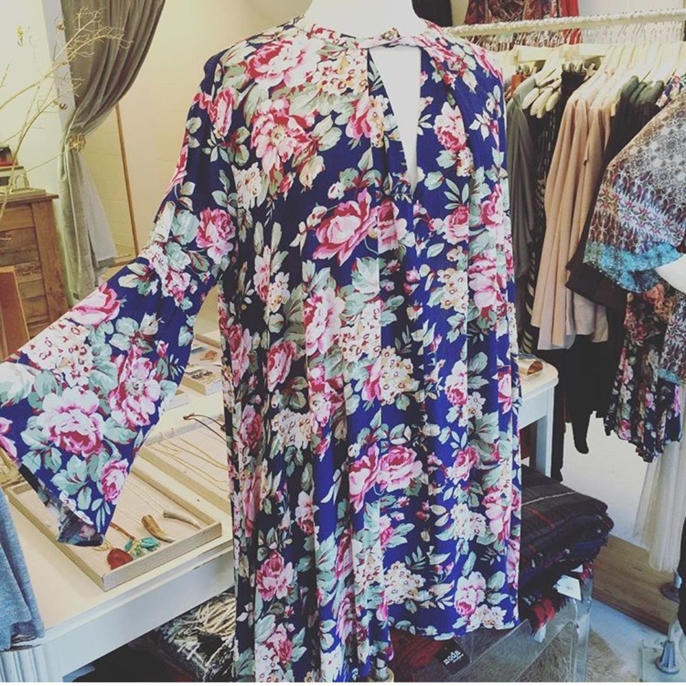 Navy blue floral dress!