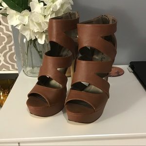Michael Antonio Tan Heels Size 7.5- Never Worn!