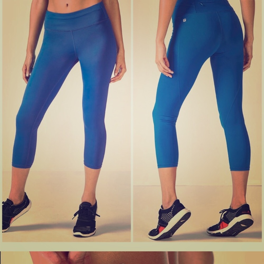 Fabletics Gia Lite Capri