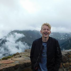 Meet your Posher, Caleb