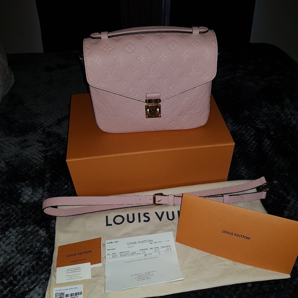 Louis Vuitton pochette metis rose poundre