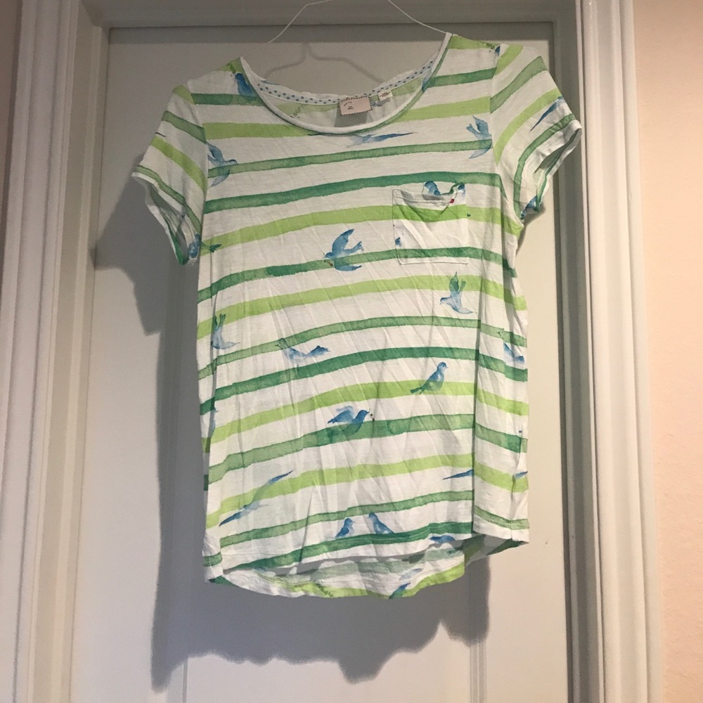Pocket tee wth bird print