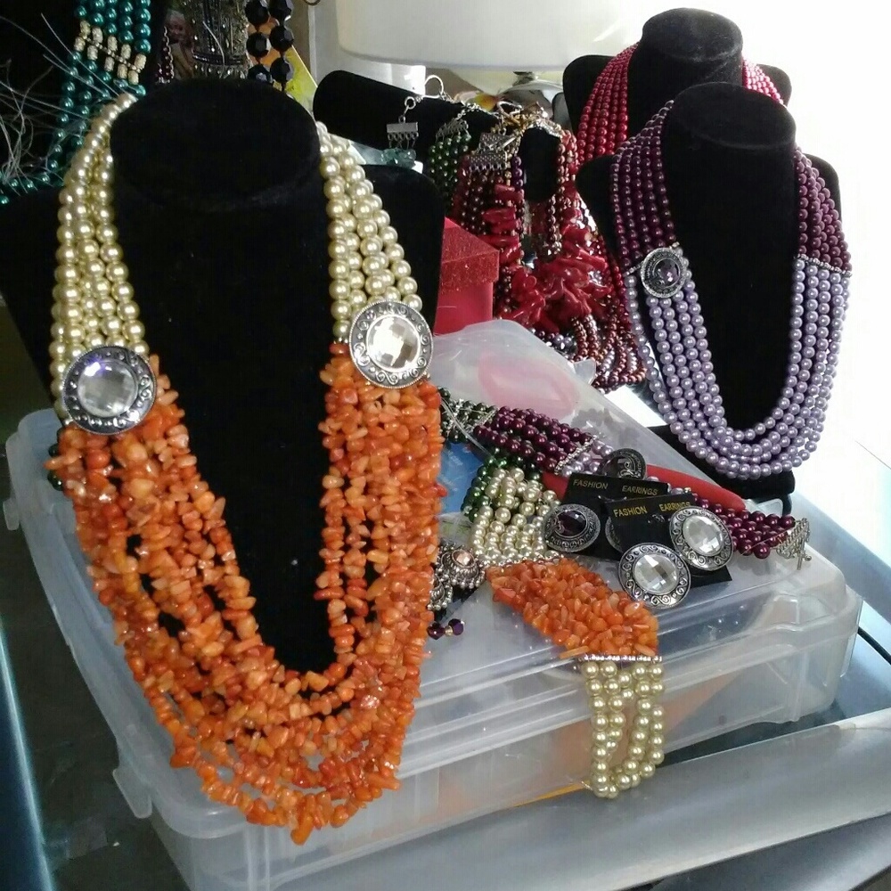 Hand assembled Swarovski perles