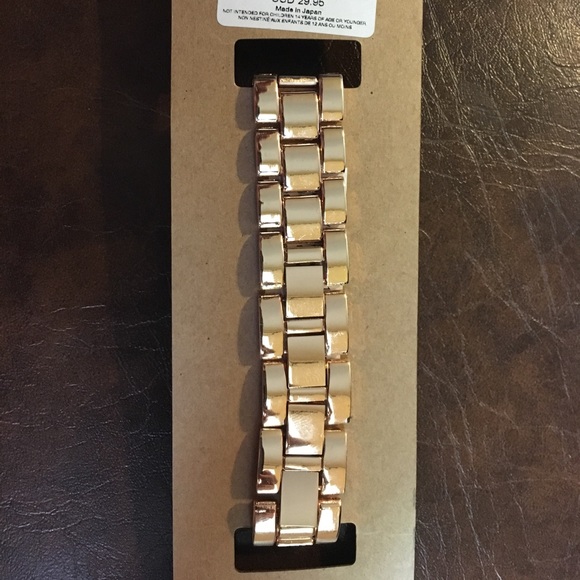 American eagle outfitters watch - Picture 2 of 3