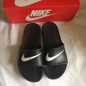 Nike slider shoes