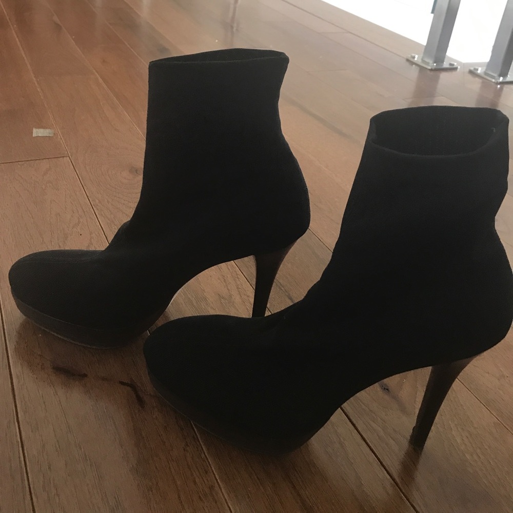 Stuart Weitzman Booties - image 4