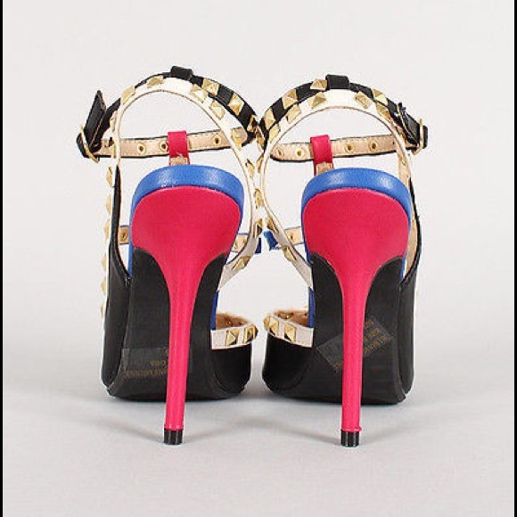 Sexy heels - Picture 3 of 8