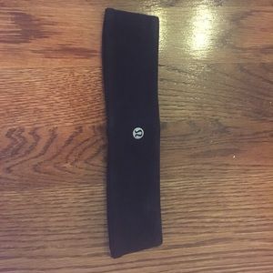 Black Lululemon Headband