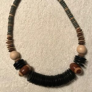 Bead necklace