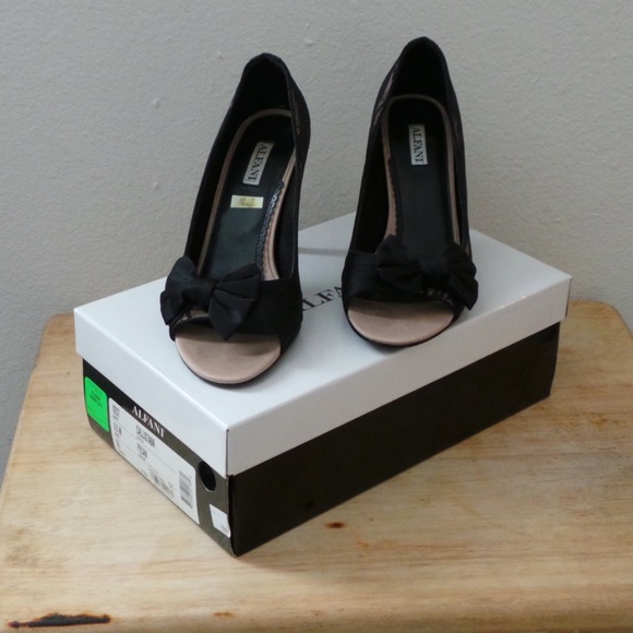 Alfani Callista Black Leather Lace Open Toe Heels - Picture 2 of 8