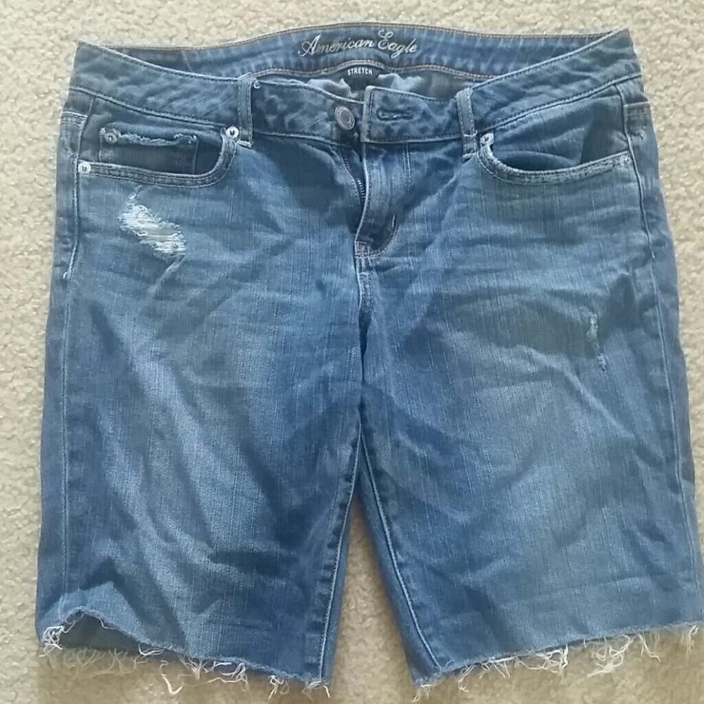 American Eagle distressed jean shorts
