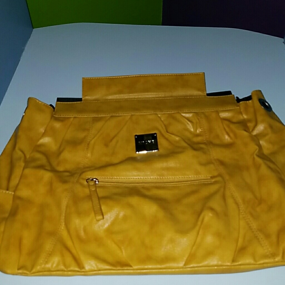 Raye Prima Miche Bag Shell Sellow