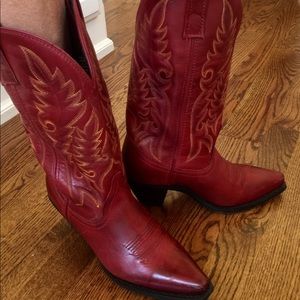 Laredo Burnished Red Cowgirl Boots