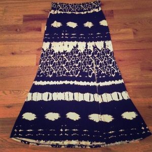 Karen Kane Black and Cream Maxi Skirt EUC Size Small