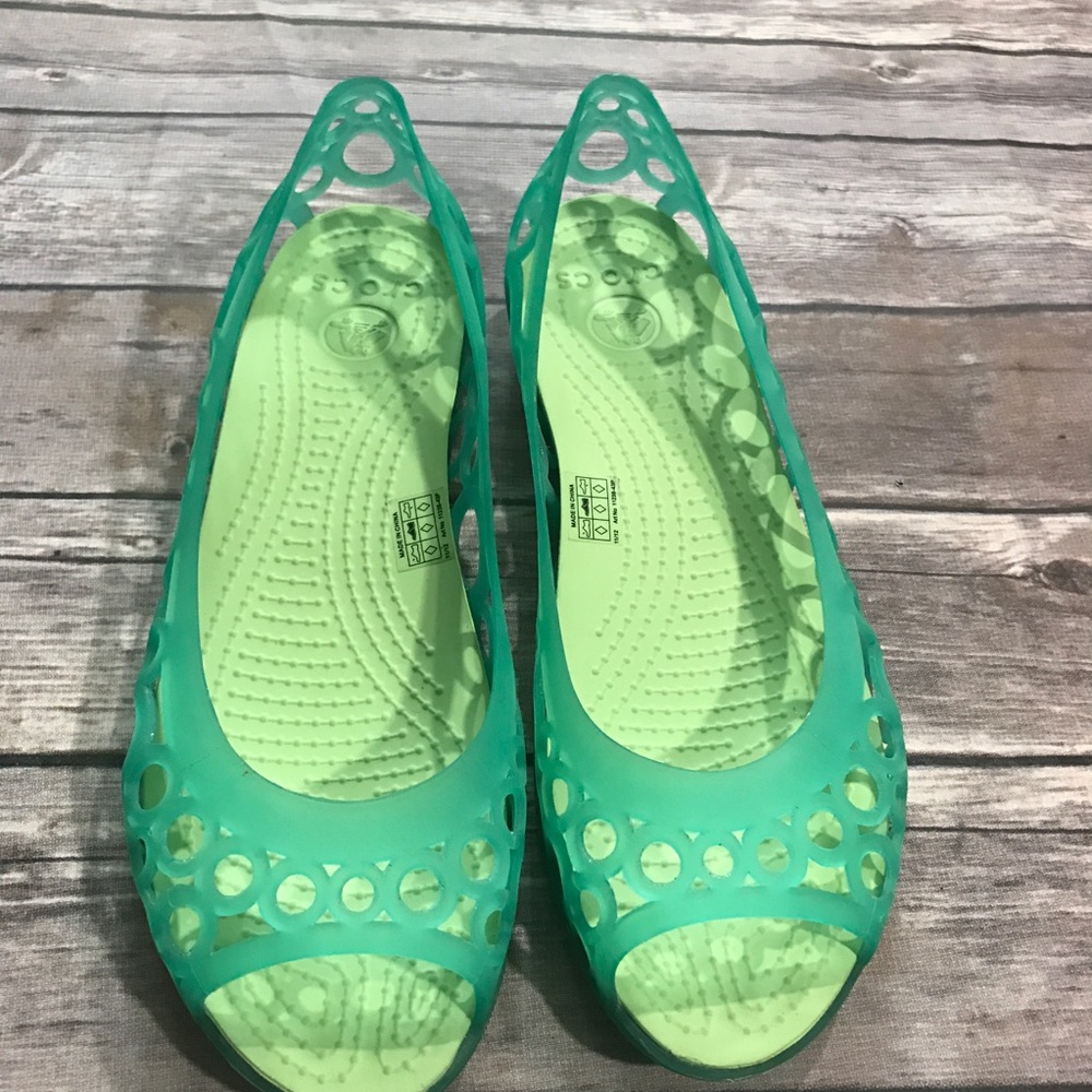 Mint Adrina crocs open toe slip on flats 11/12
