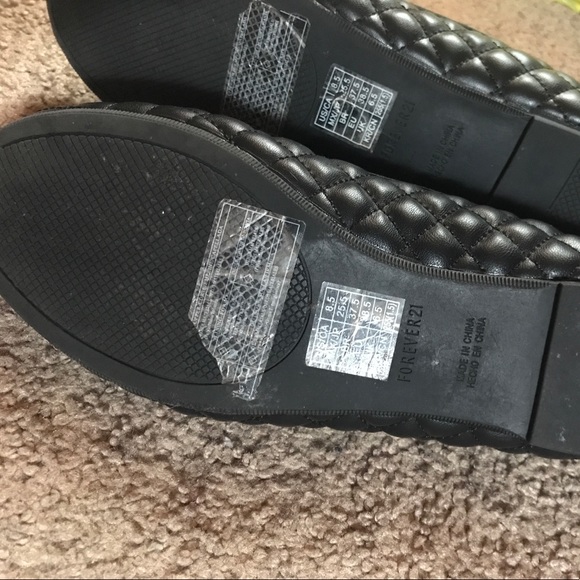 Basic Flats - Picture 2 of 2