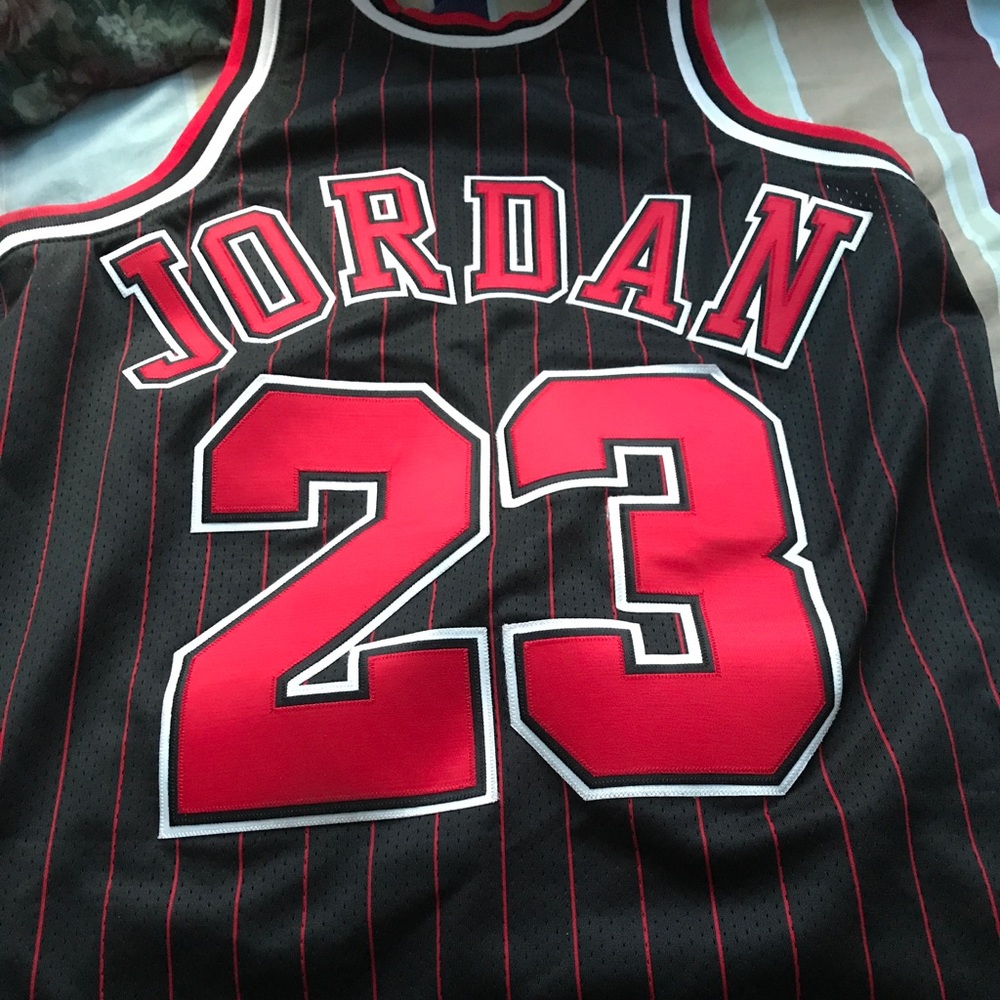 Jordan authentic mitchell and ness jersey size m