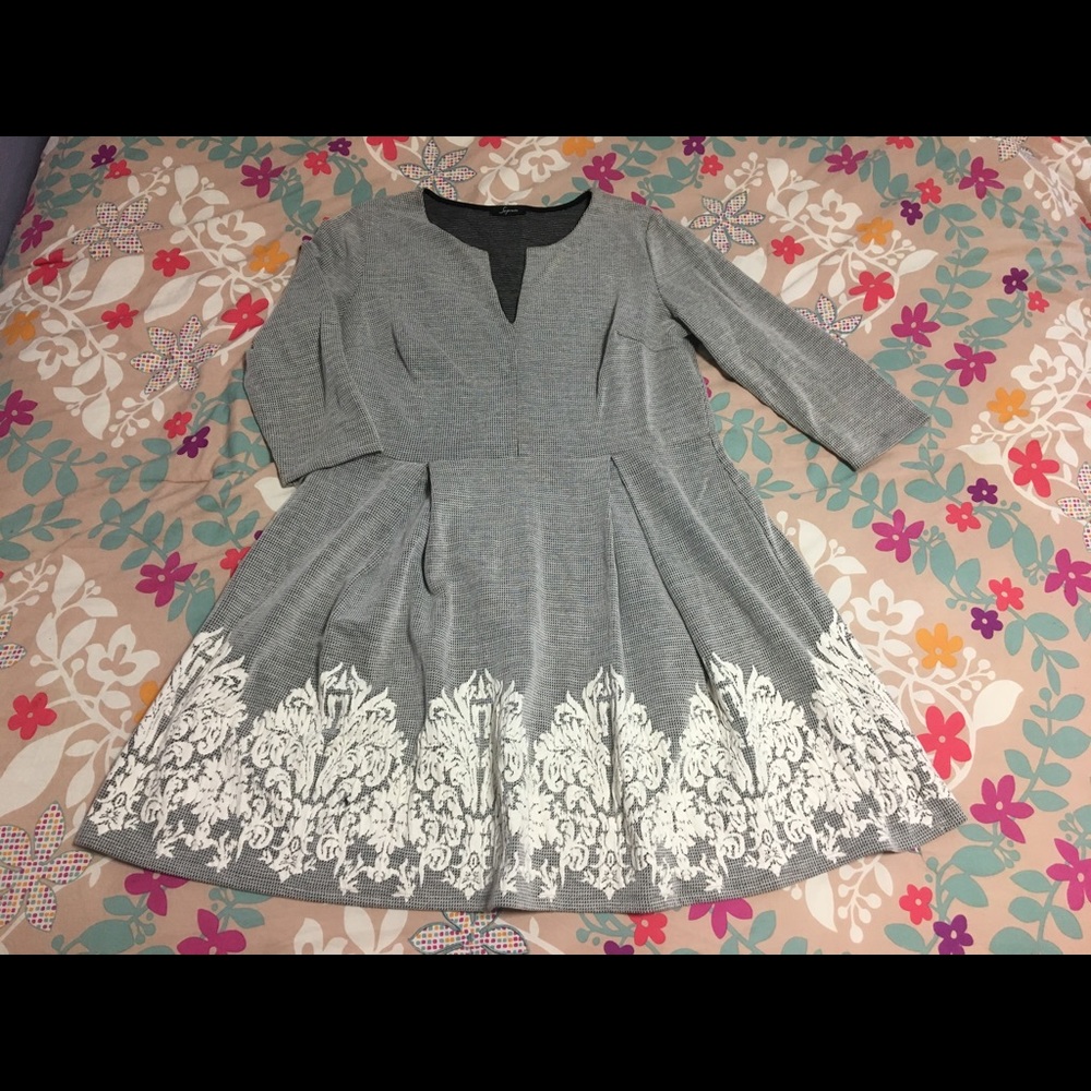 Formal black and white dress