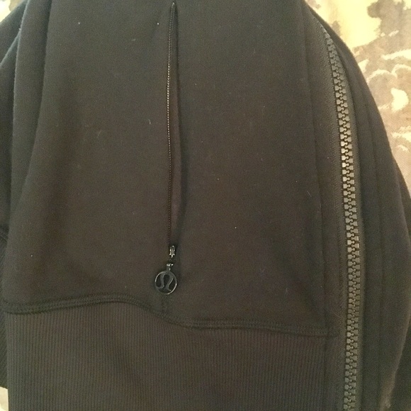 Lululemon jacket - Picture 2 of 7