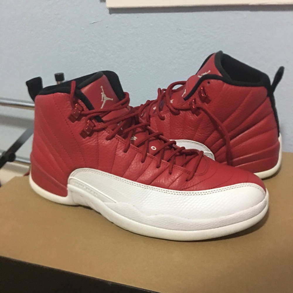 Jordan 12 GYM RED