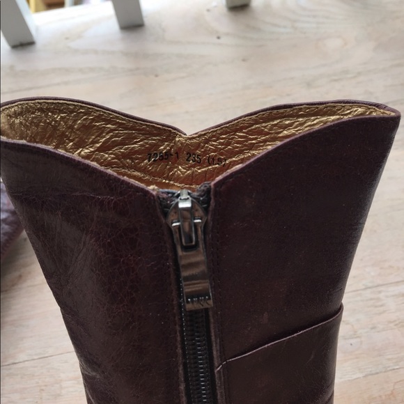 Cute jeweled bow heeled boots! - Picture 5 of 7