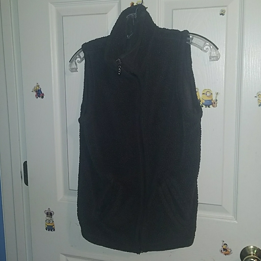 ❄Fuzzy warm vest❄