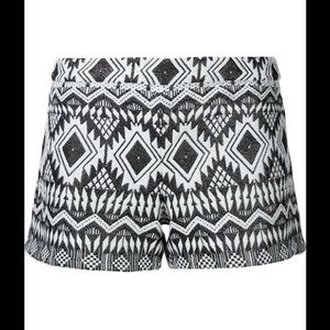 Alice + Olivia Marisa Short (size 6)