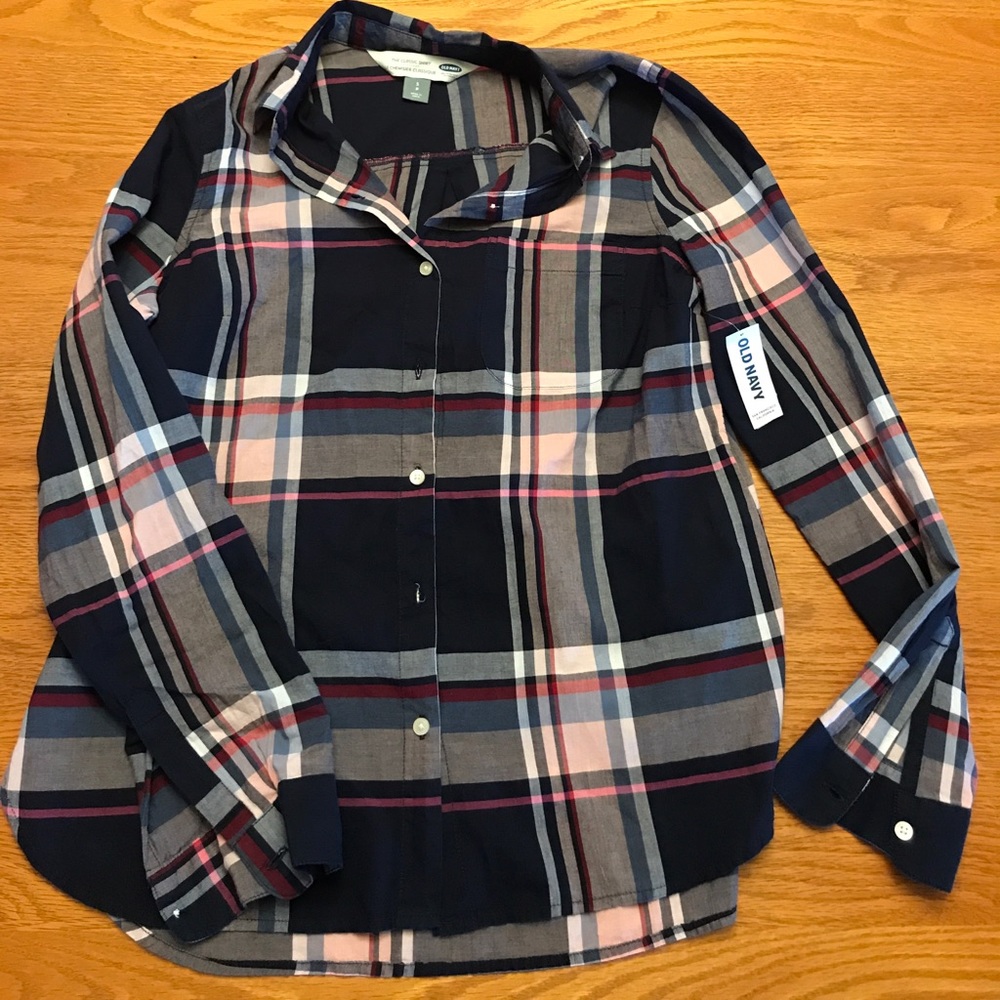 New shirt with tags! Old Navy Classic shirt size S