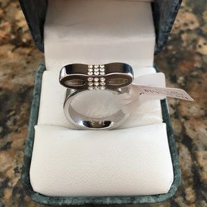 NWT Lia Sophia Sweet Bow Ring with Sparkle!  Sz. 8