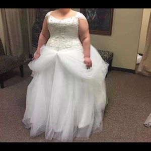 Disney Brand Wedding Gown - Belle