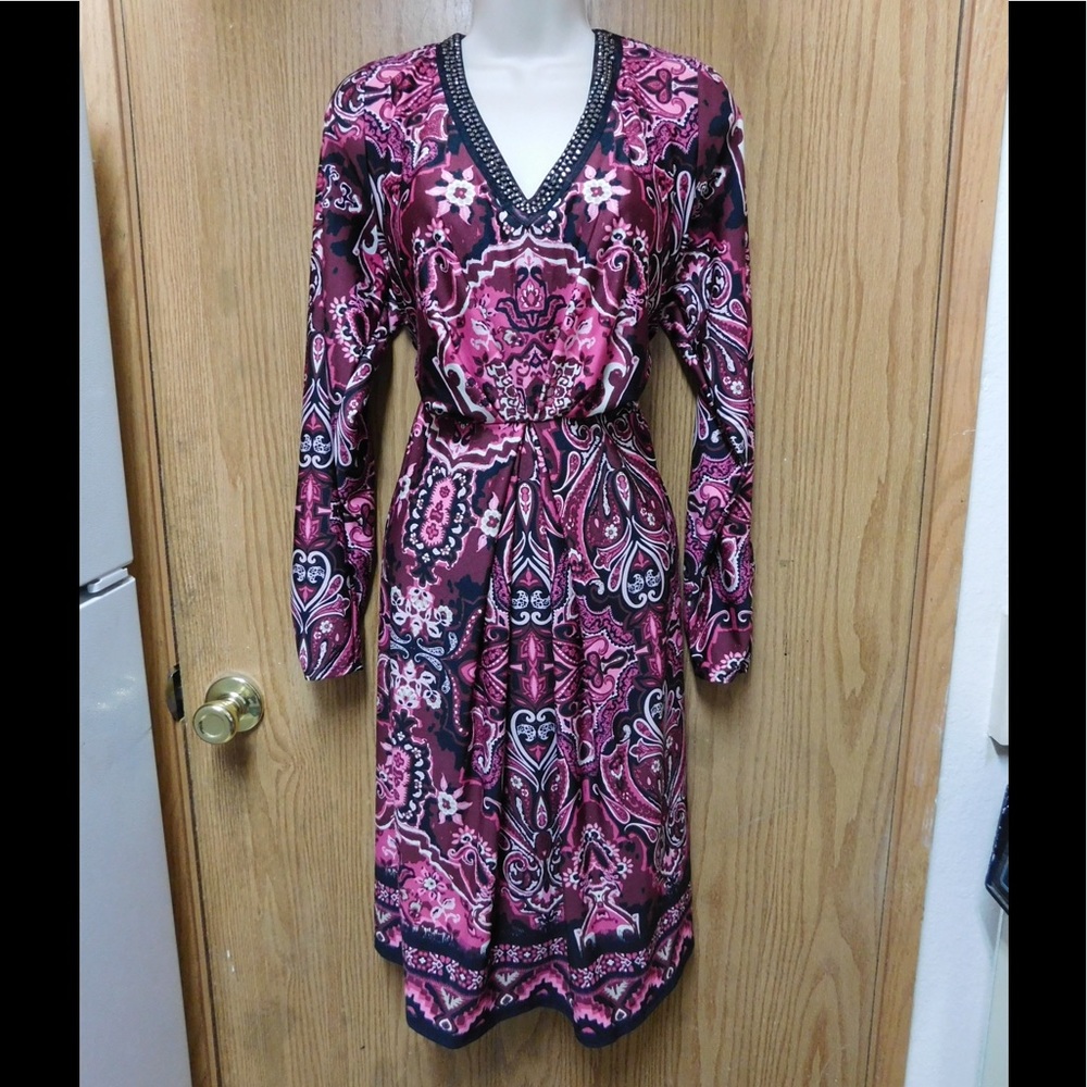Glamorous Dress W/Stones Detail and Ties Attached