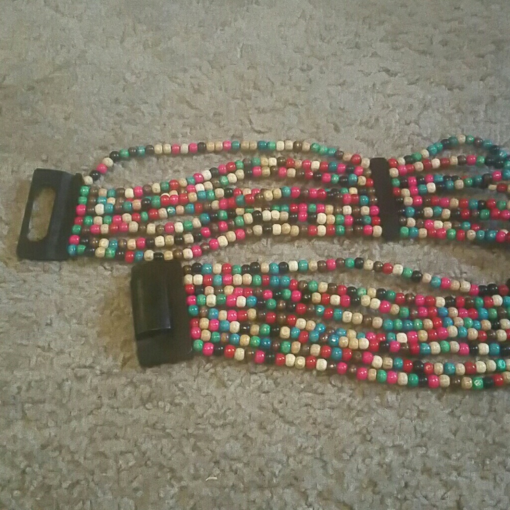 "MULTICOLORED BEADED WOODEN BELT"