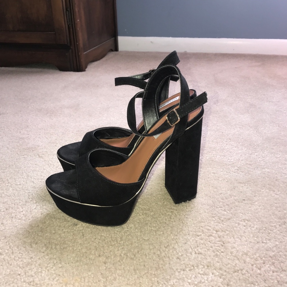 Black steve madden heels