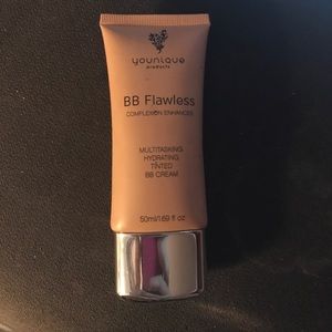 Younique BB Flawless BB Cream-Bisque