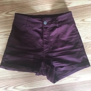 H&M maroon high waisted shorts