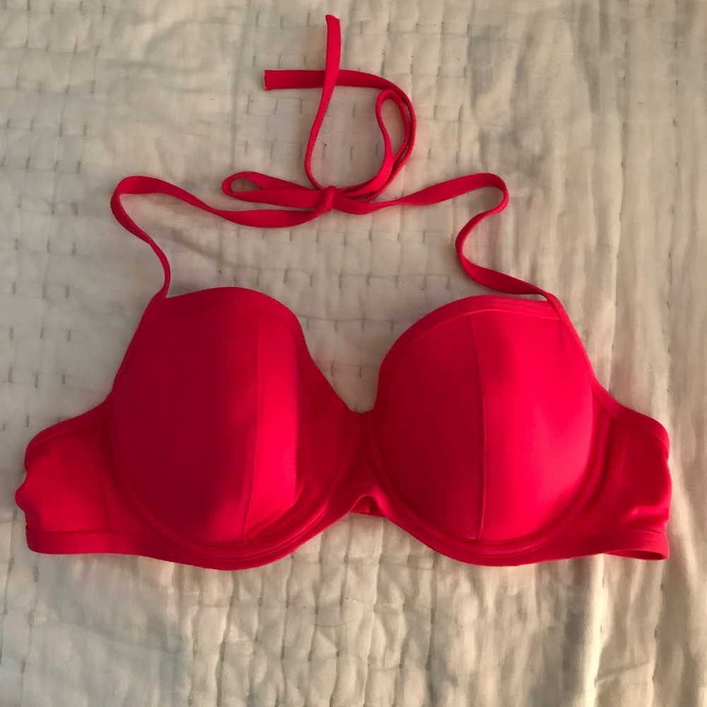 Underwire, Victoria's Secret Bikini Top