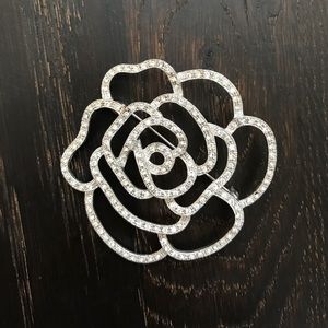 Vintage inspired Brooch ❤️❤️❤️