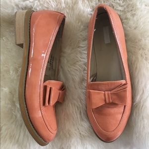UO size 7.5 faux leather light coral loafers