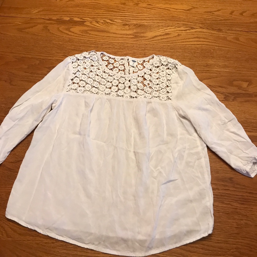 White shirt with crochet at top size XS