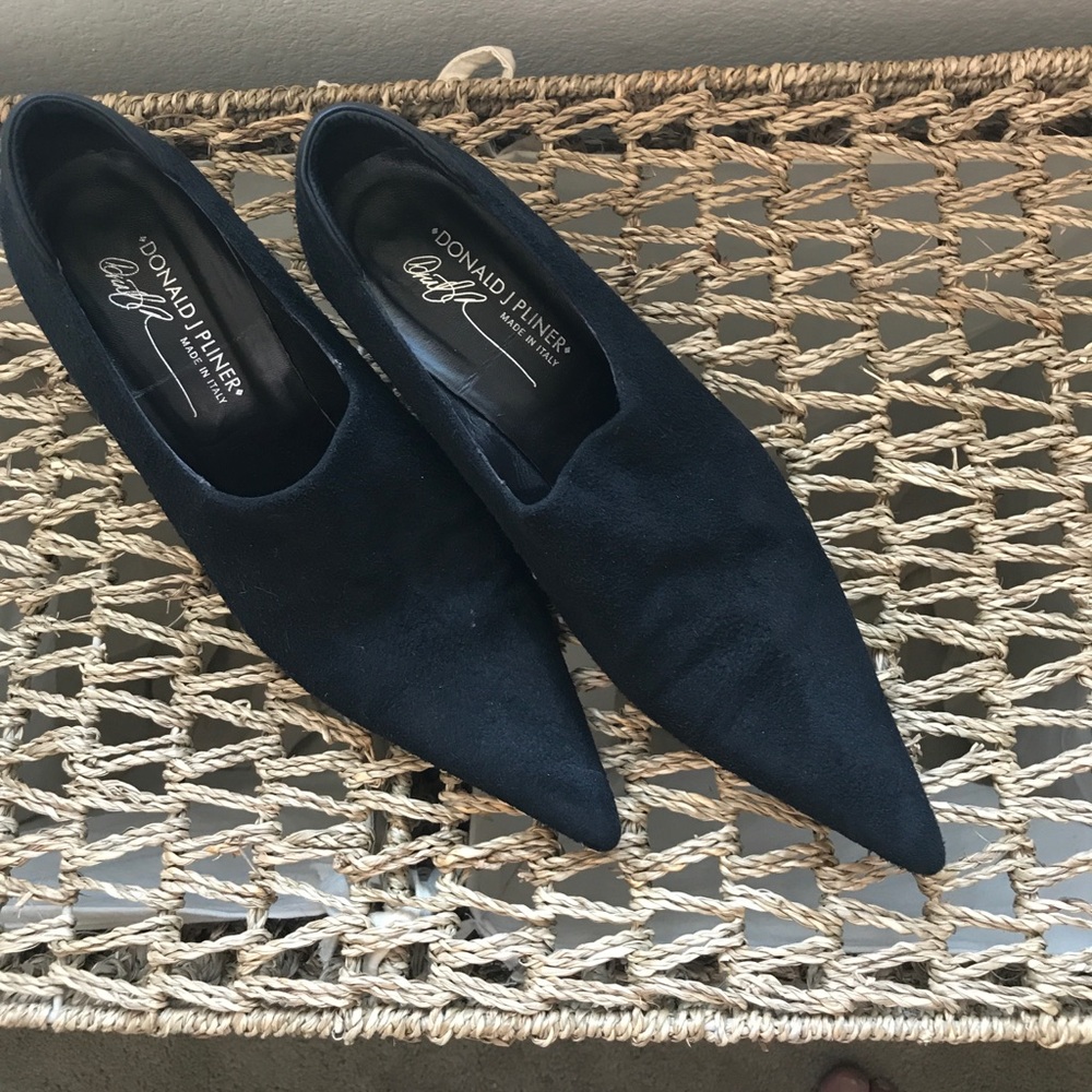 Donald J Pliner Suede Pumps
